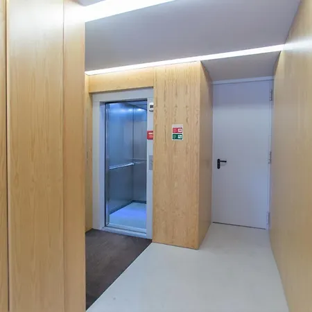 Premium Style By Hosts *