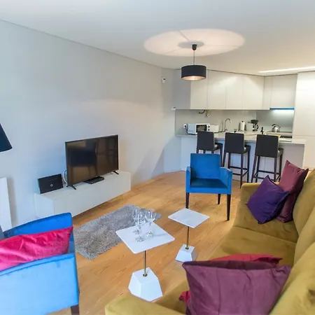 Apartment Premium Style By Hosts